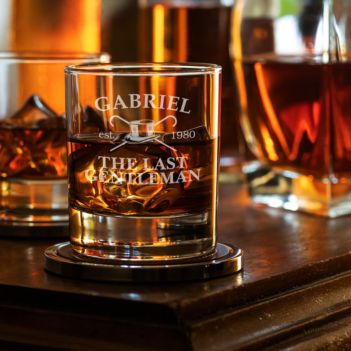Whiskey Glas SET mit Gravur I "The last gentleman" mit Name und Geburtsjahr - FOTOFOL