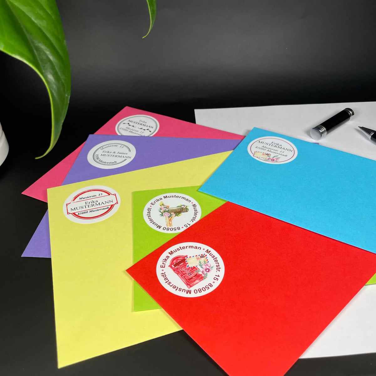 FOTOFOL Individuelle Adressaufkleber mit vielen Motiven & Farben | Kleine Adressaufkleber & Adressetiketten selbst gestalten | Adressetiketten/Adressaufkleber in höchster Qualität | Ideal für das Versenden Ihrer Briefe oder Pakete