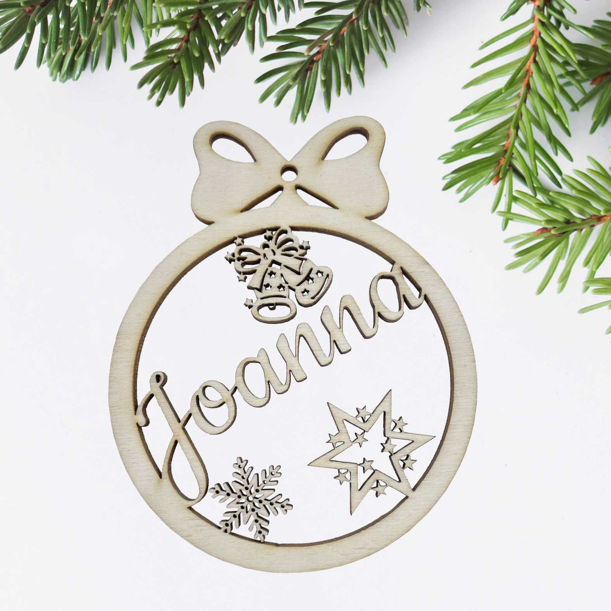 FOTOFOL Personalisierte Weihnachtskugeln aus Holz | Christbaumkugeln mit Namen | Schmücken Sie Ihren Baum mit bezaubernden Weihnachtskugeln aus Holz | Gestalte deine personalisierten Weihnachtskugeln ganz einfach selbst und schaffe so eine bleibende Erinnerung