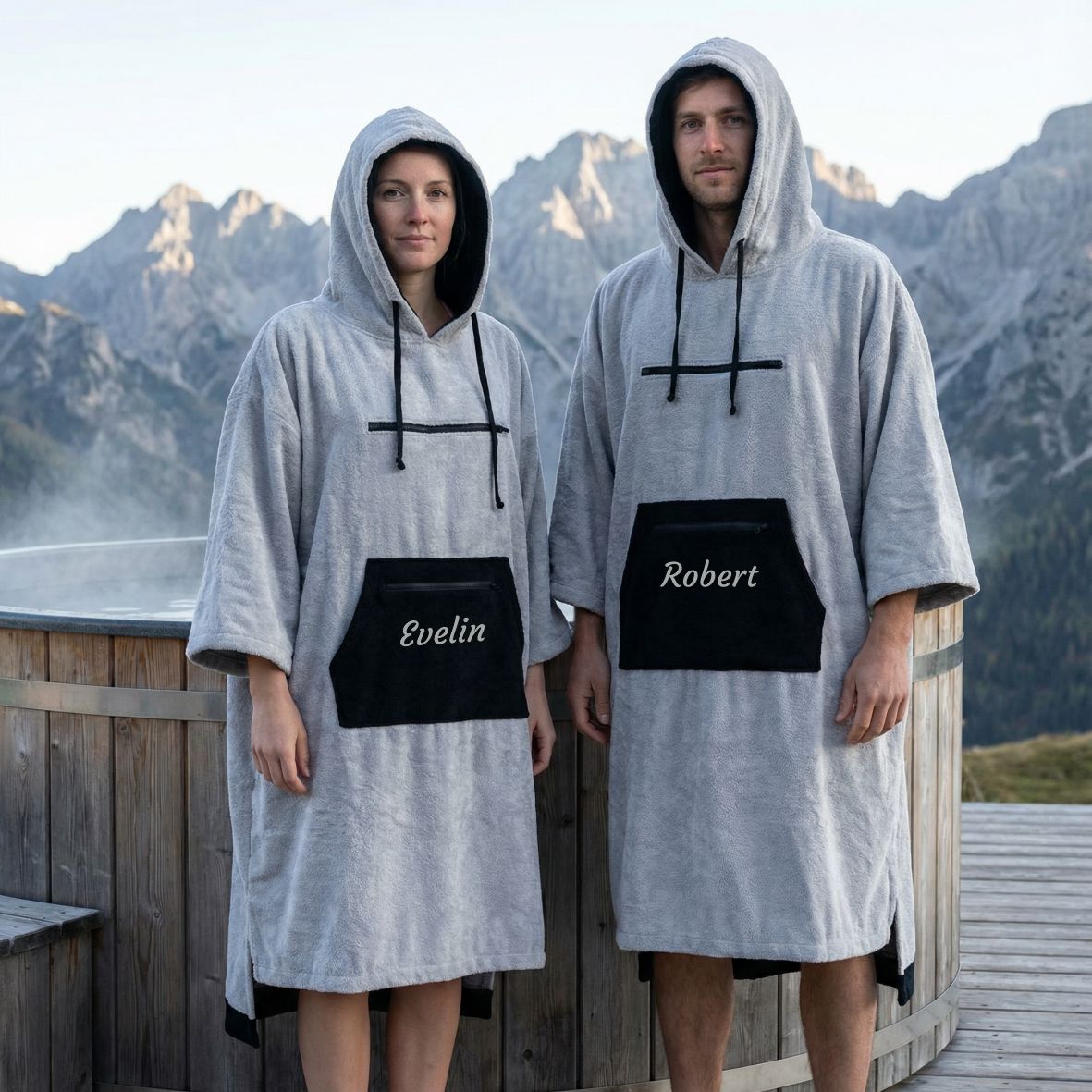 FOTOFOL - Badeponcho Unisex aus 100% Baumwolle PERSONALISIERT mit Name Kapuzen-Bademantel