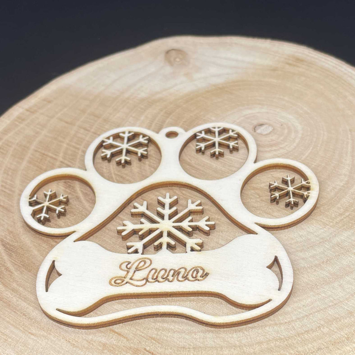 FOTOFOL Personalisierte Weihnachtskugeln aus Holz | Christbaumkugeln mit Namen | Schmücken Sie Ihren Baum mit bezaubernden Weihnachtskugeln aus Holz | Gestalte deine personalisierten Weihnachtskugeln ganz einfach selbst und schaffe so eine bleibende Erinnerung