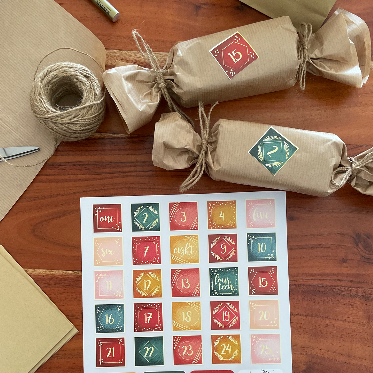 FOTOFOL - Adventskalender Zahlen Sticker Set – DIY Adventskalender für Weihnachten basteln!